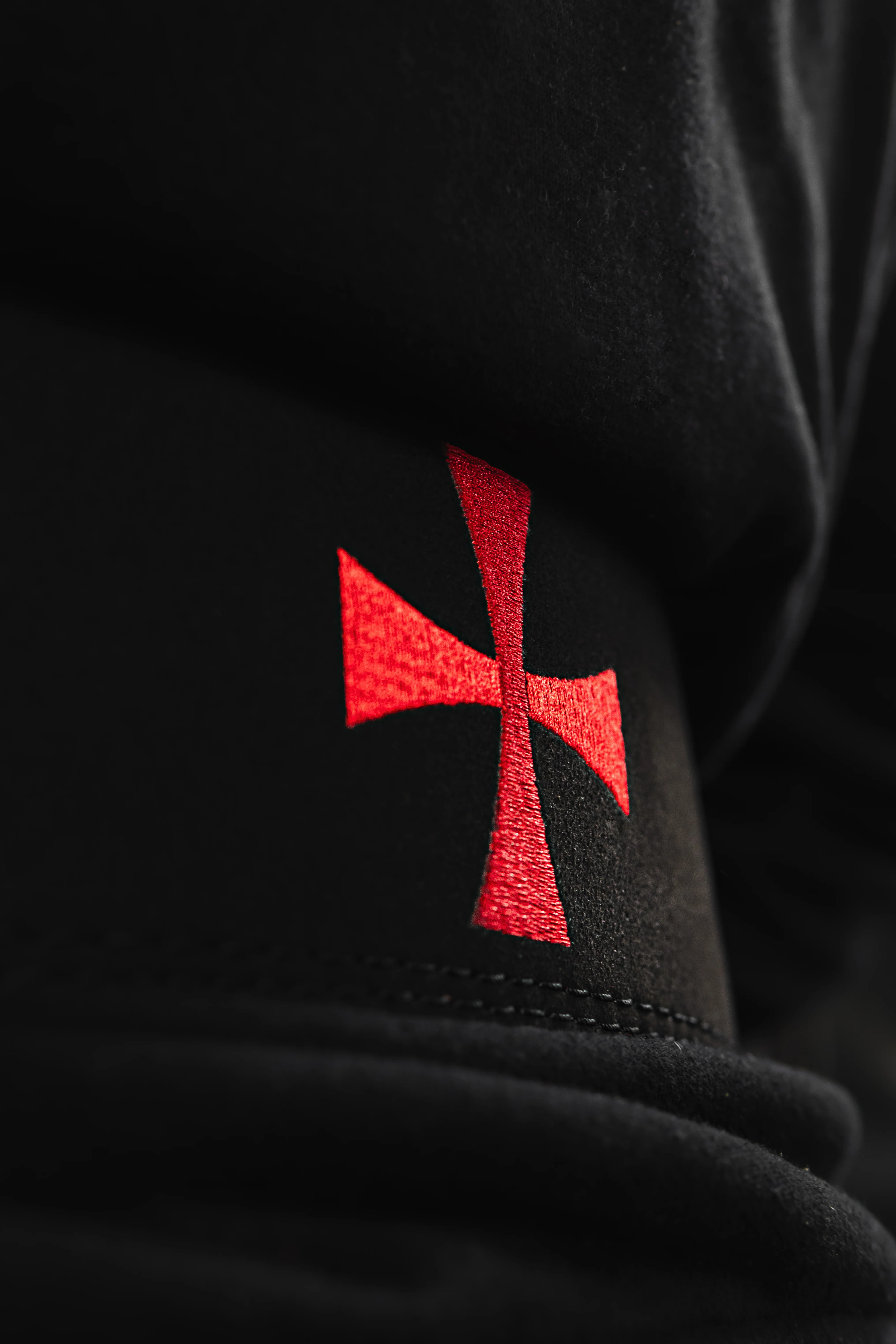 Crusader Cross Lever Belt - Image 3